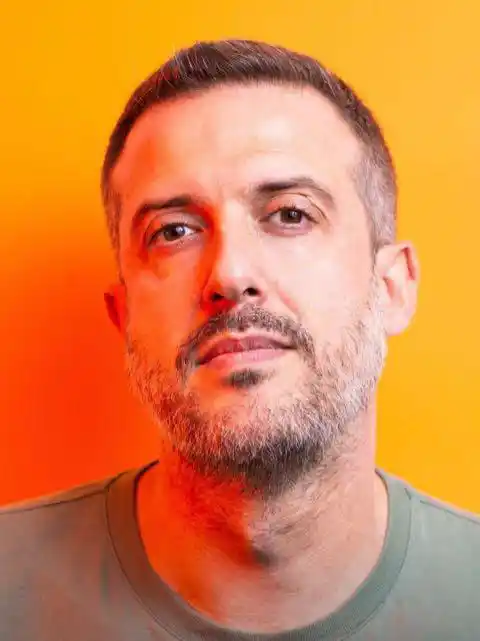Headshot of Andre Luís