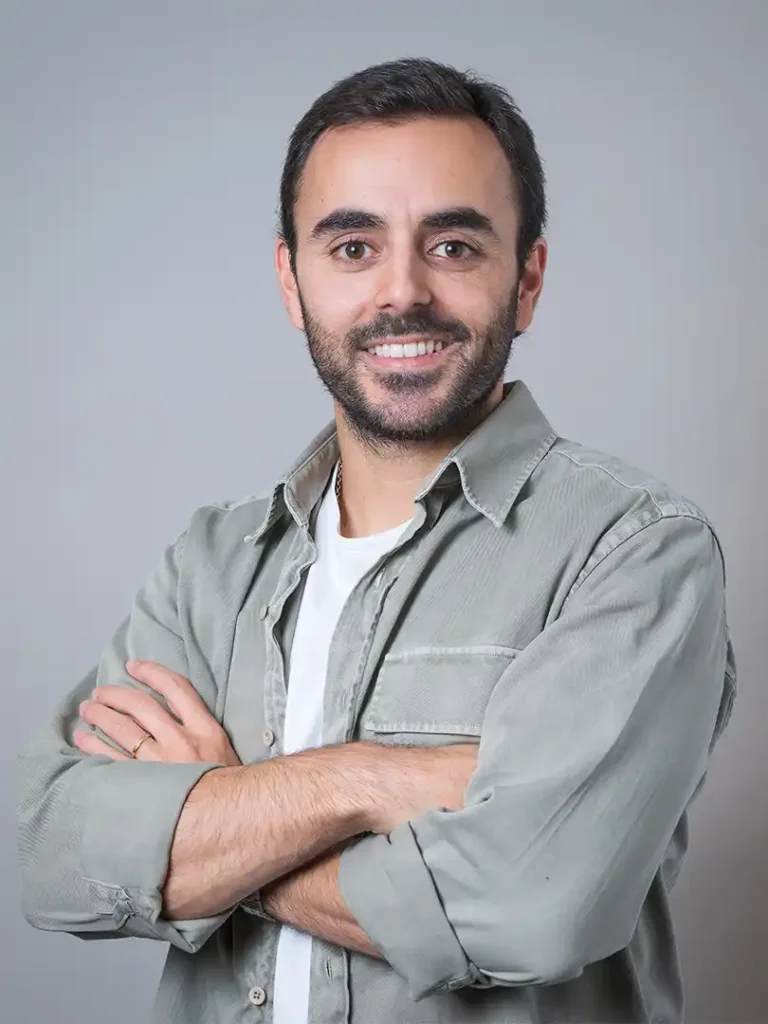 Headshot of Francisco Azevedo