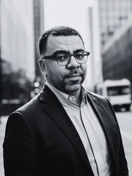 Headshot of Marçal Santos