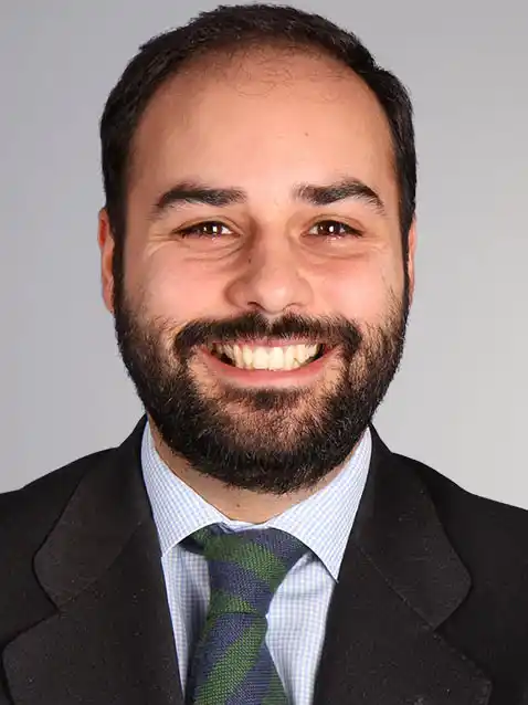 Headshot of Paulo de Almeida