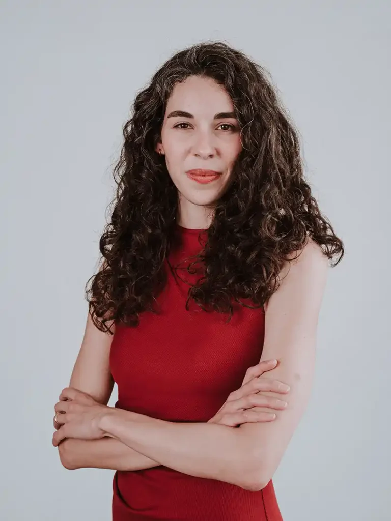 Headshot of Ana Neto