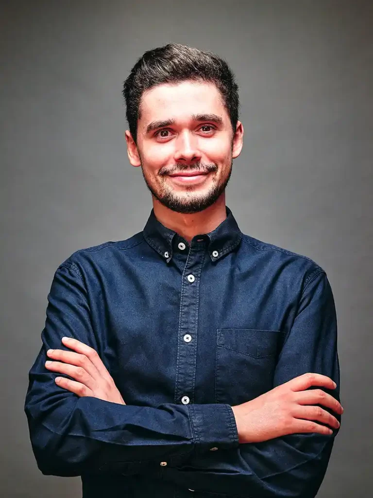Headshot of André Grilo