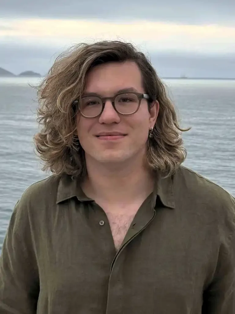 Headshot of Anton Trubakov