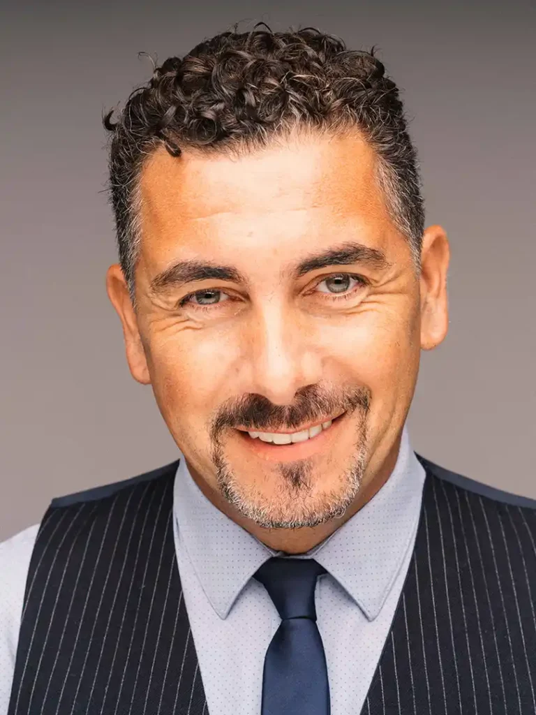 Headshot of Peter Hopwood