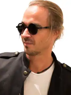 Headshot of Vítor Magalhães